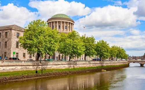 Open-top hop-on hop-off sightseeingbus in Dublin
